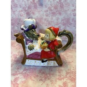 Vintage Little Red Riding Hood & Big Bad Wolf Teapot – Ceramic Storybook